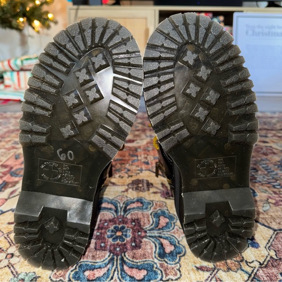 Dr. Martens Jadon Max Vegan Leather - Picture 3 of 7